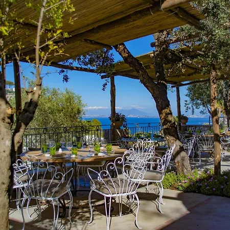 Botania Relais & - The Leading Of The World 5*